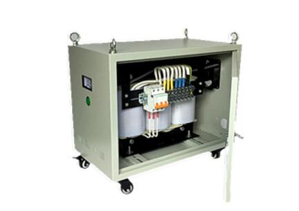 三相變壓器中有哪些保護(hù)裝置？