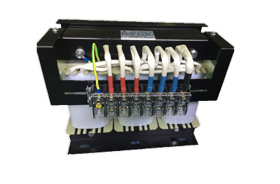 安裝三相變壓器時(shí)要注意什么事情？